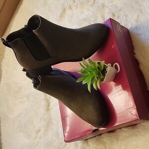 SO Averyy Ankle Boot